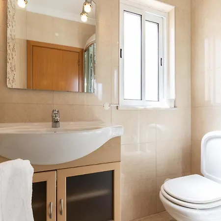 Holiday home Amarela By Algarvemanta Manta Rota