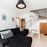 Amarela By Algarvemanta マンタ・ロータ